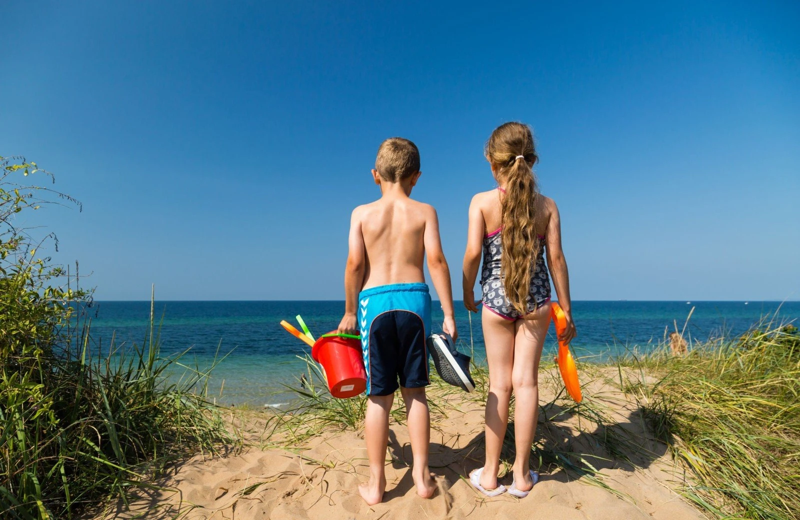 Facilities children to the beach